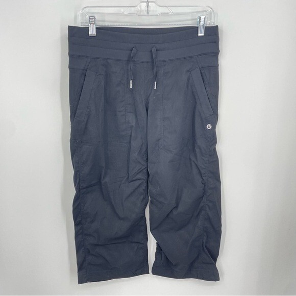 lululemon athletica Pants - lululemon Dance Studio Crop Pants Size 6 black stripe